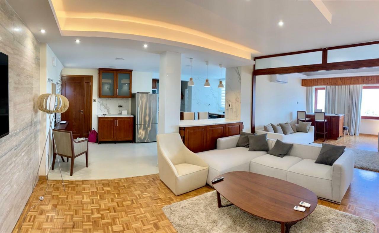 Modern 2 Bed Room Large Apartment Nicosia Esterno foto